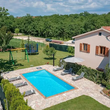Ferienhaus Sadina