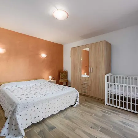 Holiday home Sadina Basici